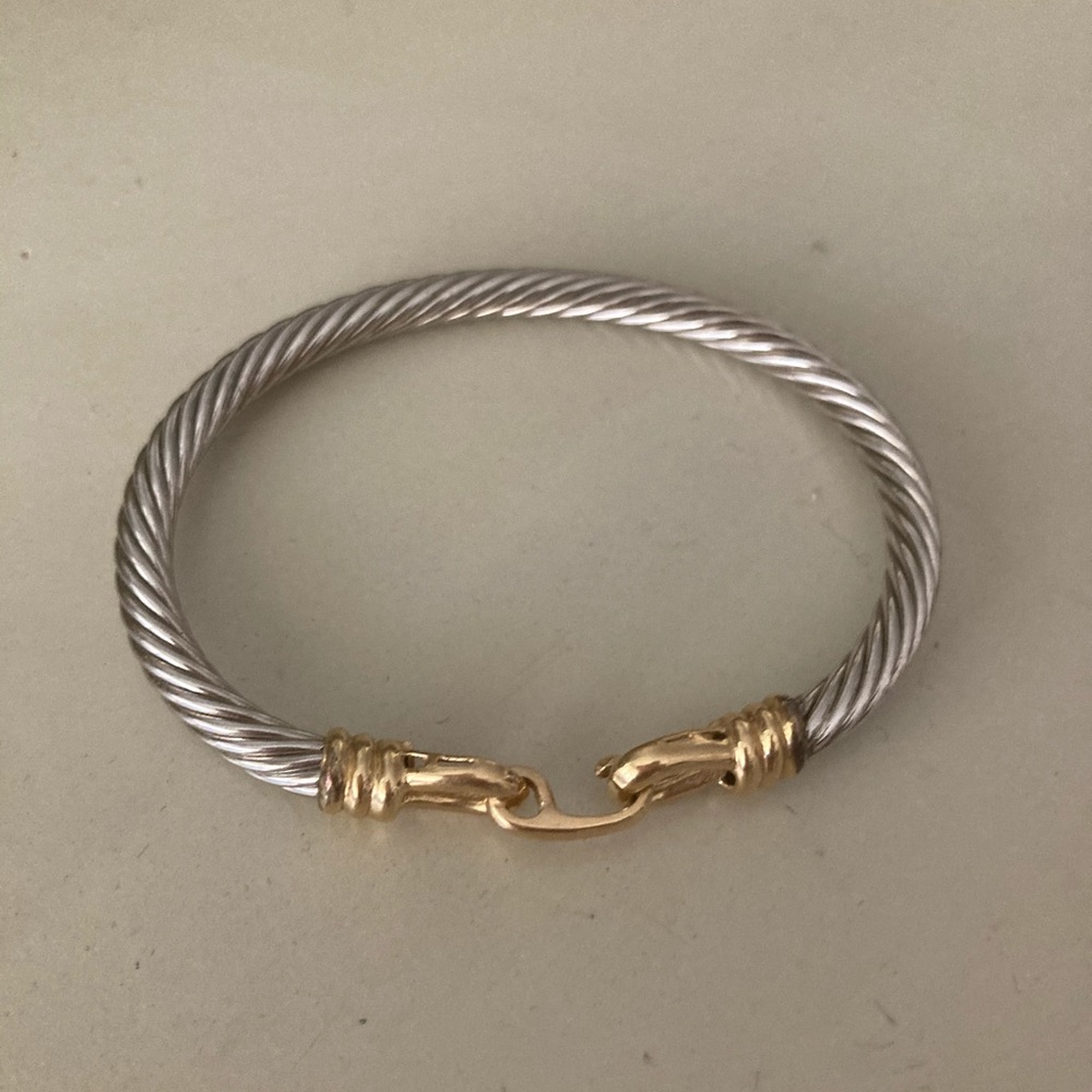 Cable twist Buckle Bracelet